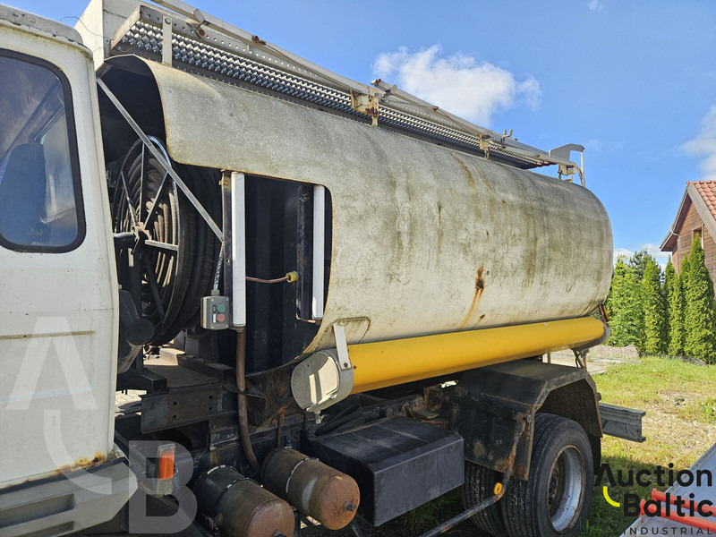 Renault Midliner S 150 - Tankwagen: das Bild 3 Renault Midliner S 150 - Tankwagen: das Bild 3