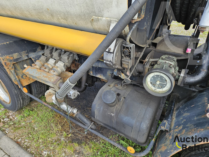 Tankwagen Renault Midliner S 150: das Bild 16