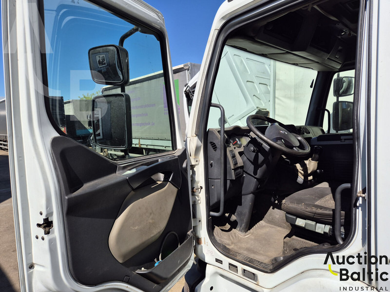 Renault Midlum - Plane LKW: das Bild 4 Renault Midlum - Plane LKW: das Bild 4