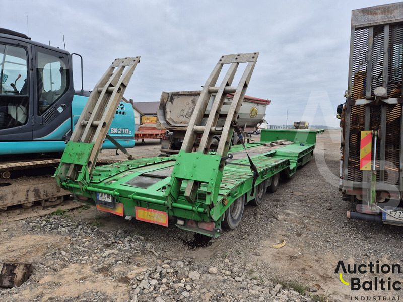 SM Trailer - Planenauflieger: das Bild 4 SM Trailer - Planenauflieger: das Bild 4