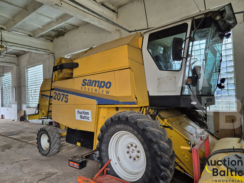 Sampo Sampo-Rosenlew SR 2075 TS - Mähdrescher: das Bild 1 Sampo Sampo-Rosenlew SR 2075 TS - Mähdrescher: das Bild 1