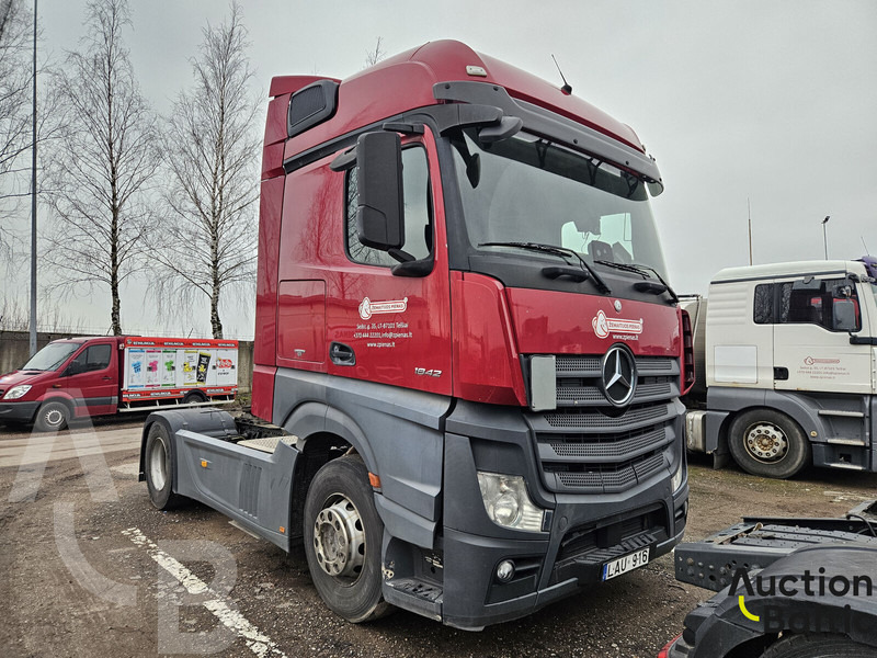 Mercedes-Benz Actros 1842 - Sattelzugmaschine: das Bild 2 Mercedes-Benz Actros 1842 - Sattelzugmaschine: das Bild 2