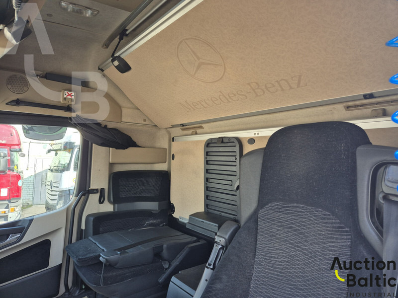 Sattelzugmaschine Mercedes-Benz Actros 1845: das Bild 10