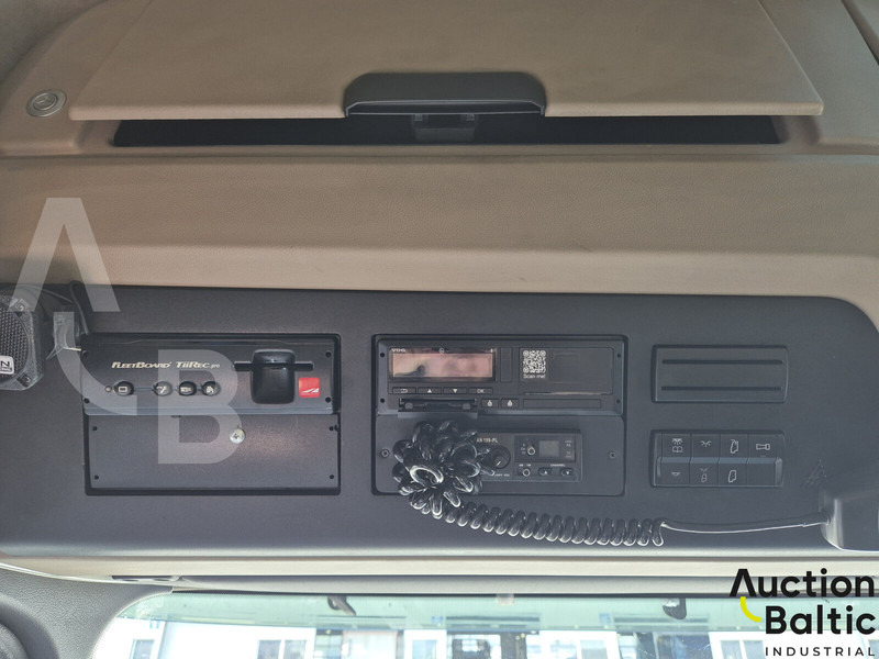 Sattelzugmaschine Mercedes-Benz Actros 1845: das Bild 11