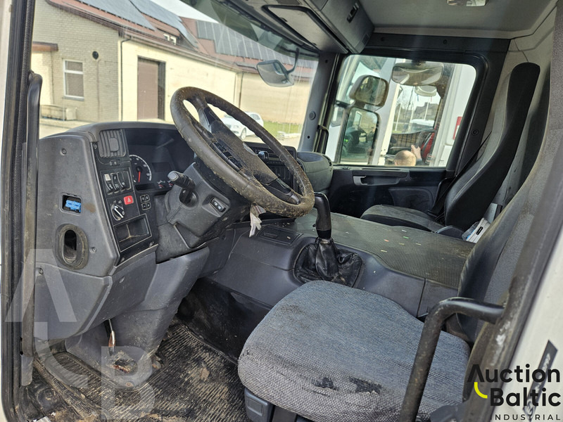 Scania P 230 - Tankwagen: das Bild 5 Scania P 230 - Tankwagen: das Bild 5