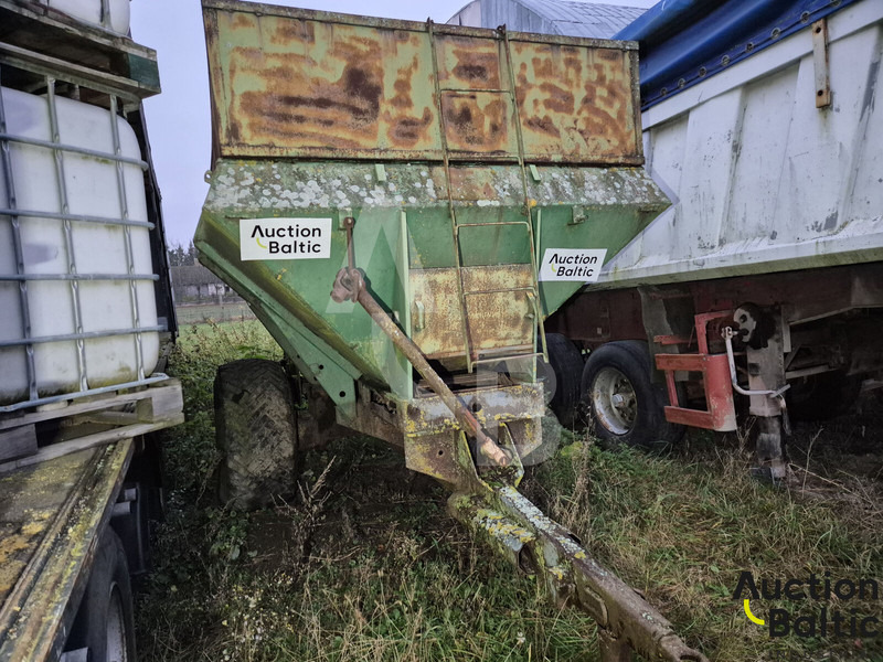 Trailer - Planenauflieger: das Bild 2 Trailer - Planenauflieger: das Bild 2