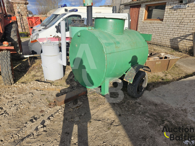 Trailer with tank - Tankanhänger: das Bild 1 Trailer with tank - Tankanhänger: das Bild 1