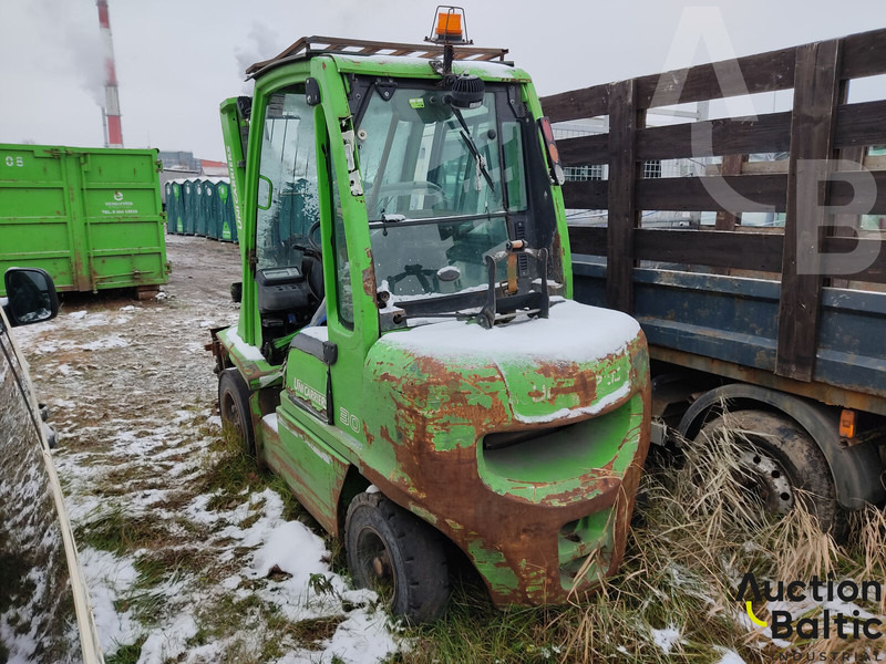 UniCarriers 30 - Dieselstapler: das Bild 2 UniCarriers 30 - Dieselstapler: das Bild 2