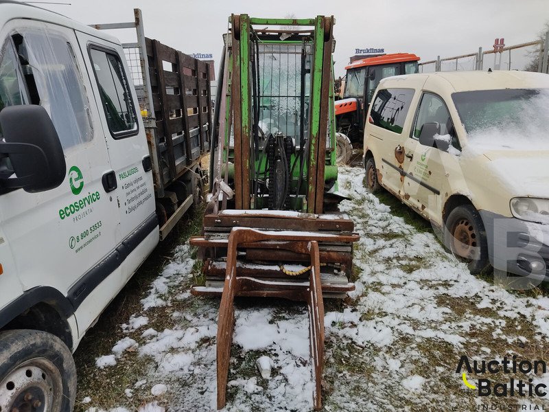 UniCarriers 30 - Dieselstapler: das Bild 4 UniCarriers 30 - Dieselstapler: das Bild 4