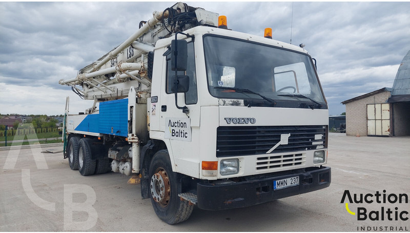 Volvo FL10 - Stationäre Betonpumpe: das Bild 2 Volvo FL10 - Stationäre Betonpumpe: das Bild 2