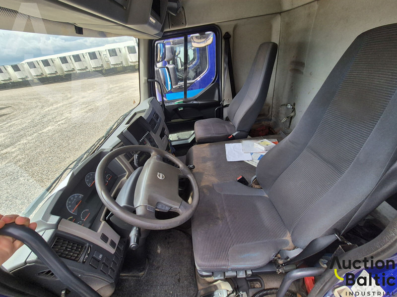 Volvo FL240 - Koffer LKW: das Bild 4 Volvo FL240 - Koffer LKW: das Bild 4