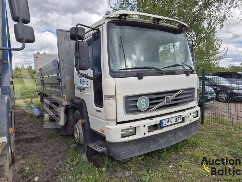 Volvo FL6 - Pritsche LKW: das Bild 2 Volvo FL6 - Pritsche LKW: das Bild 2
