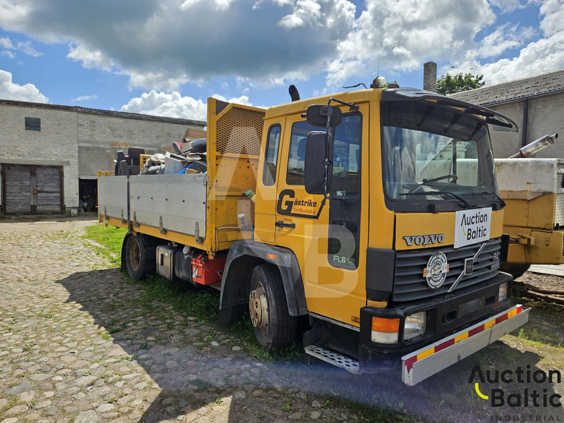 Volvo FL612 - Pritsche LKW: das Bild 2 Volvo FL612 - Pritsche LKW: das Bild 2