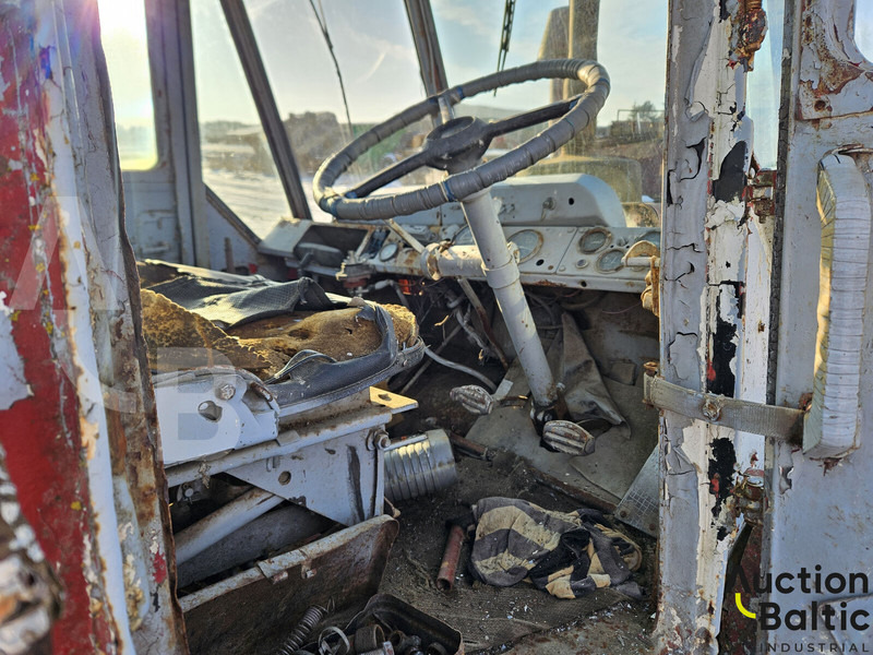 XTZ 150 - Traktor: das Bild 5 XTZ 150 - Traktor: das Bild 5