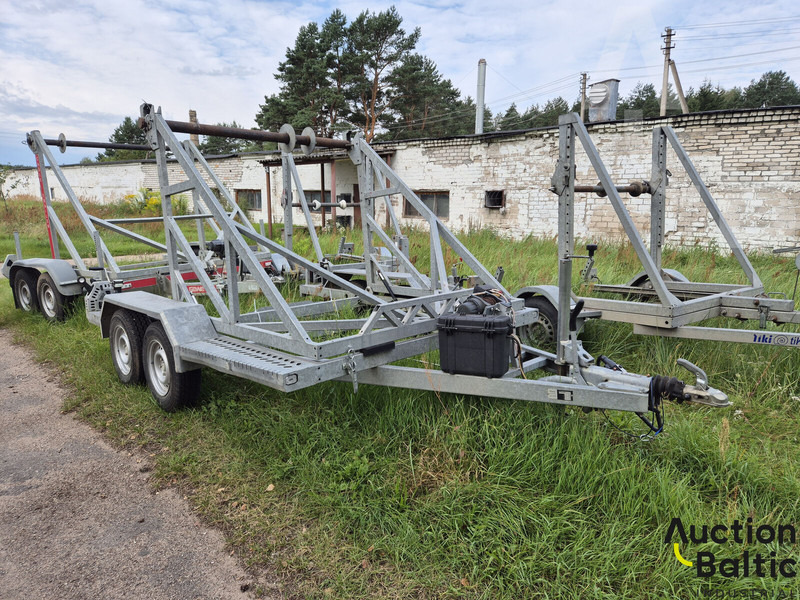 Ta-no T4A - Planenauflieger: das Bild 2 Ta-no T4A - Planenauflieger: das Bild 2