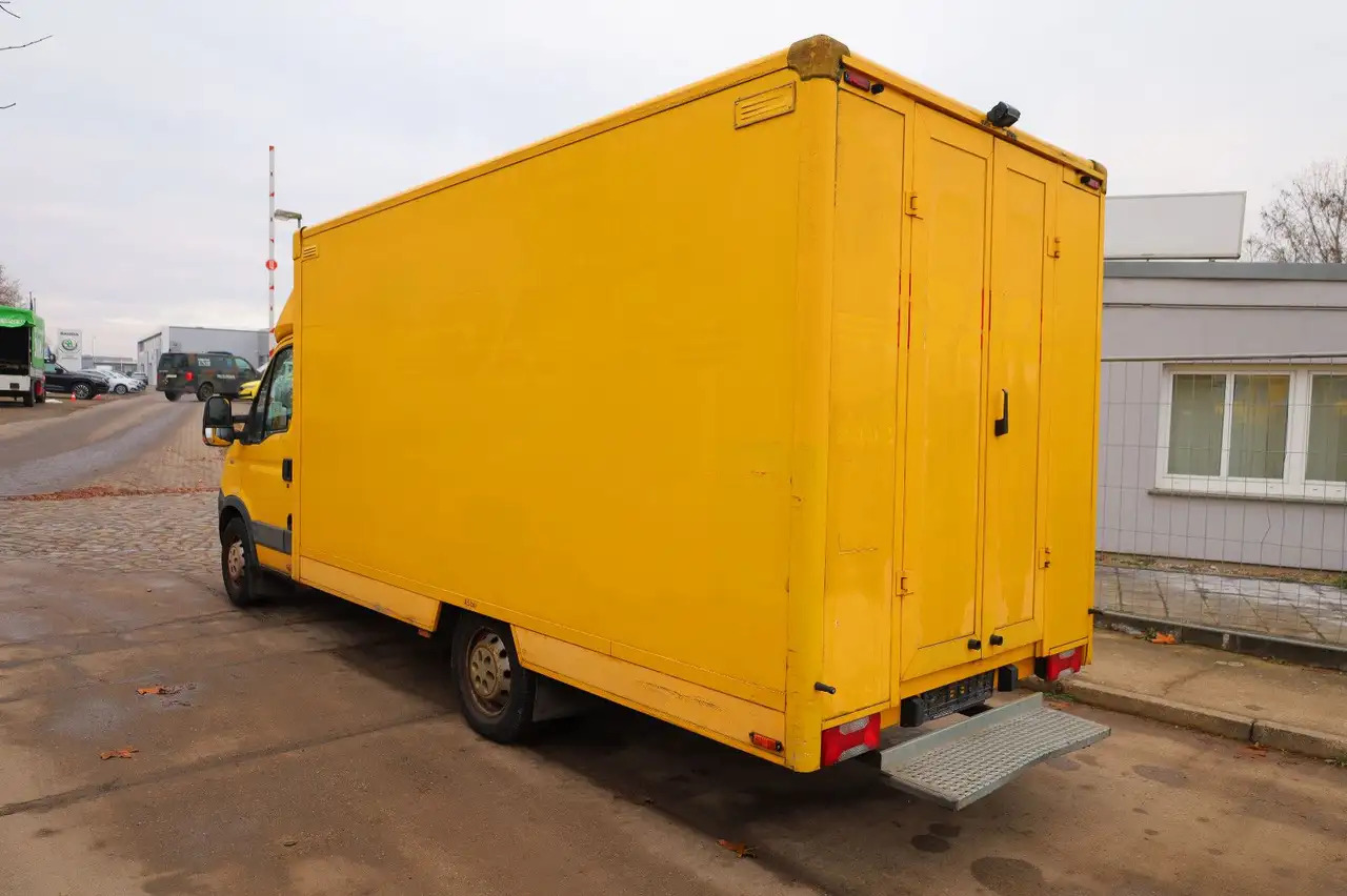 Iveco C30C/ Daily - Koffer Transporter: das Bild 4 Iveco C30C/ Daily - Koffer Transporter: das Bild 4