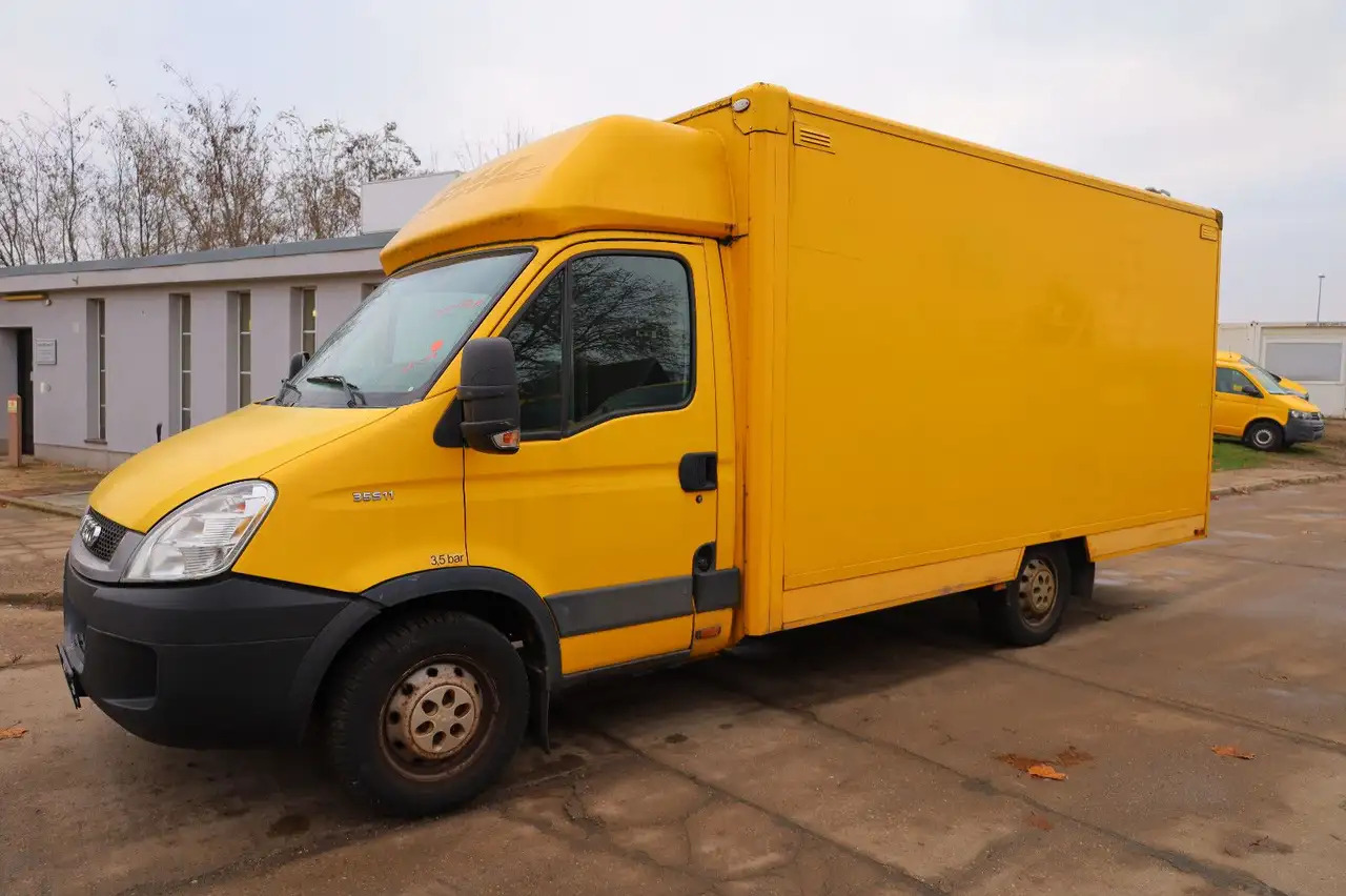 Iveco C30C/ Daily - Koffer Transporter: das Bild 1 Iveco C30C/ Daily - Koffer Transporter: das Bild 1
