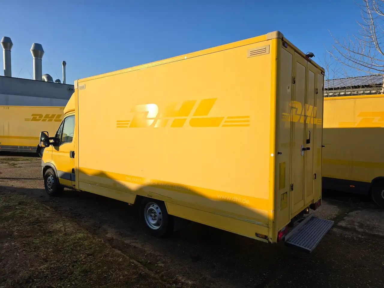 Iveco Daily/ Regalsystem/Luftfeder/1. Hand - Koffer Transporter: das Bild 4 Iveco Daily/ Regalsystem/Luftfeder/1. Hand - Koffer Transporter: das Bild 4