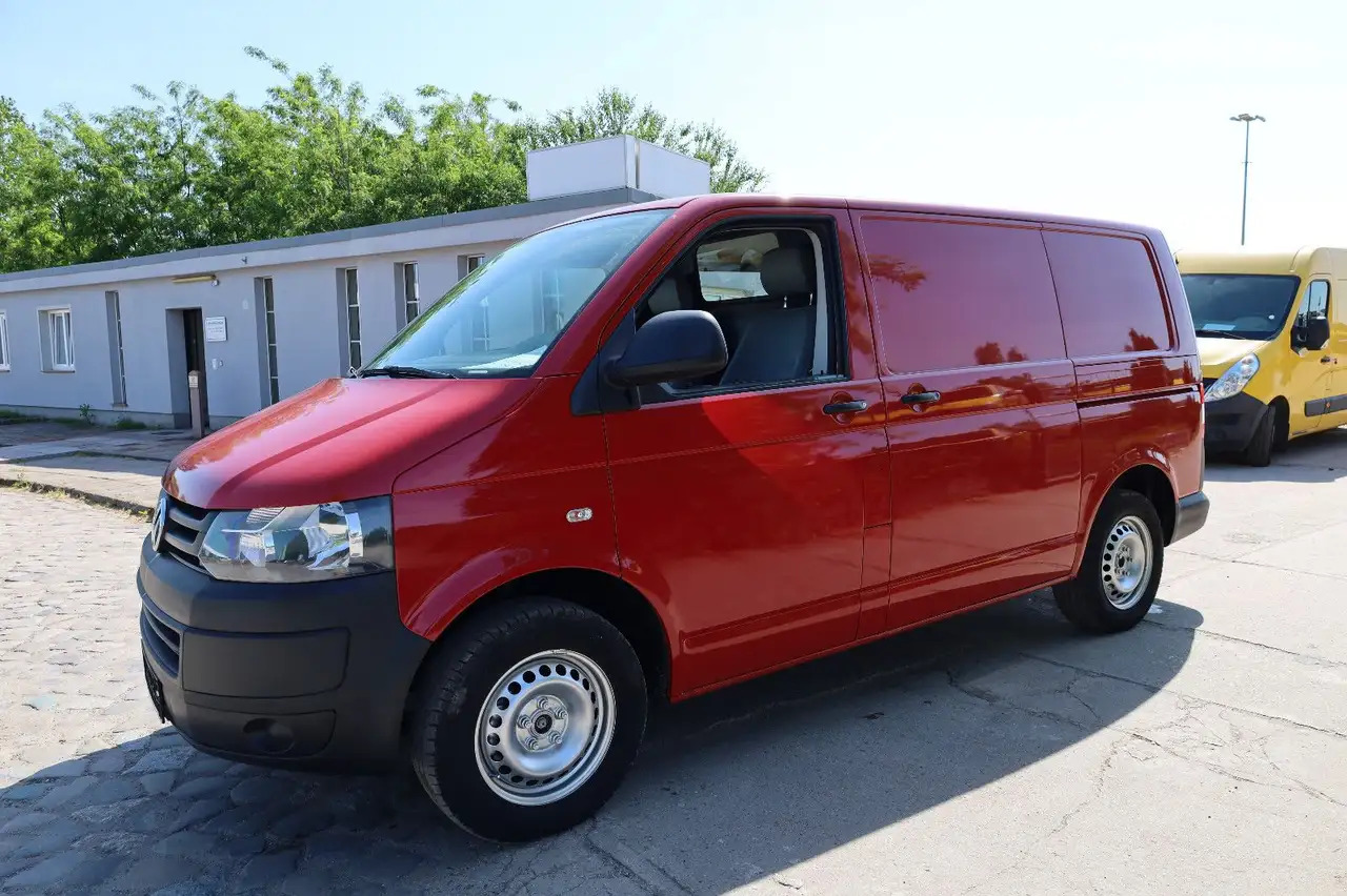 Volkswagen T5 Transporter Kasten-Kombi 2.0 TDI/EU5/1.Hand - Kastenwagen: das Bild 1 Volkswagen T5 Transporter Kasten-Kombi 2.0 TDI/EU5/1.Hand - Kastenwagen: das Bild 1