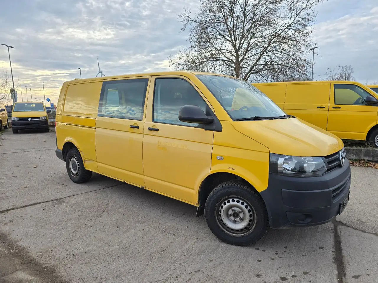 Volkswagen T5 lang Transporter Kasten-Kombi 2.0 TDI/EU5 - Kastenwagen: das Bild 2 Volkswagen T5 lang Transporter Kasten-Kombi 2.0 TDI/EU5 - Kastenwagen: das Bild 2