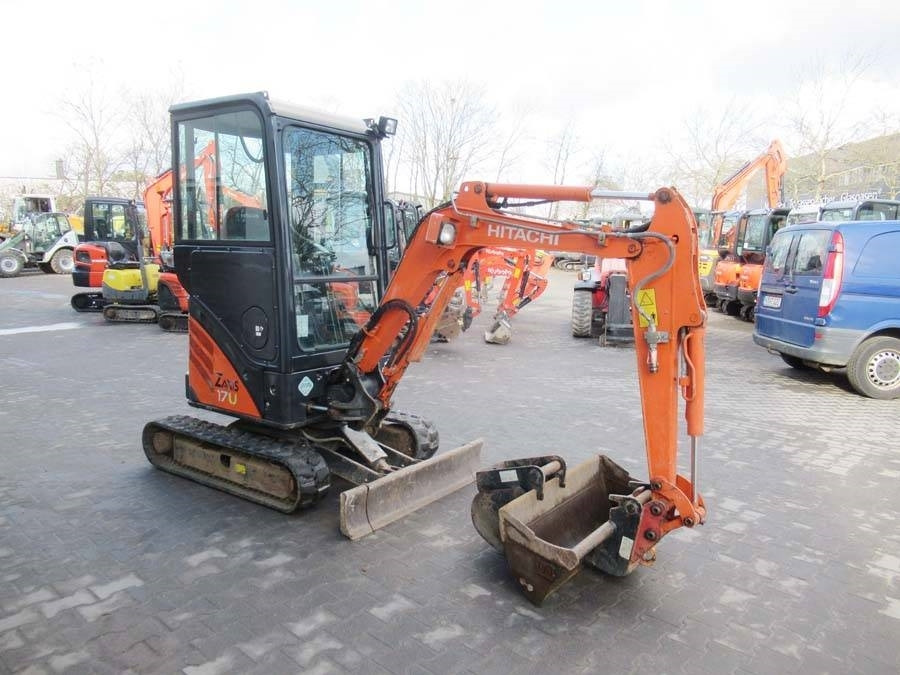 Hitachi ZX 17 U-2 - Minibagger: das Bild 2 Hitachi ZX 17 U-2 - Minibagger: das Bild 2