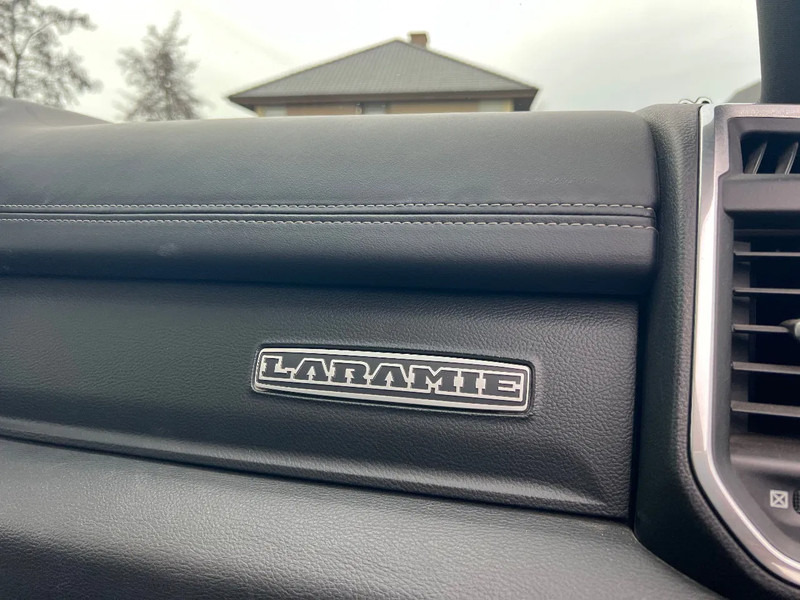 PKW Dodge Ram HEMI 5700 *DODGE RAM 1500 LARAMIE AIR SUSP*: das Bild 10