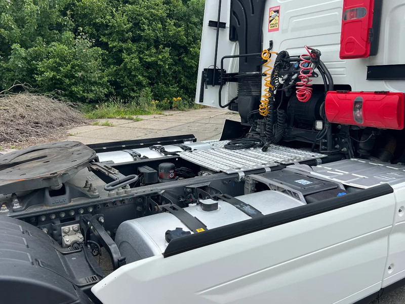 Sattelzugmaschine Renault T480 2023 model***T480 330.000km 2 x dieseltanks***: das Bild 9