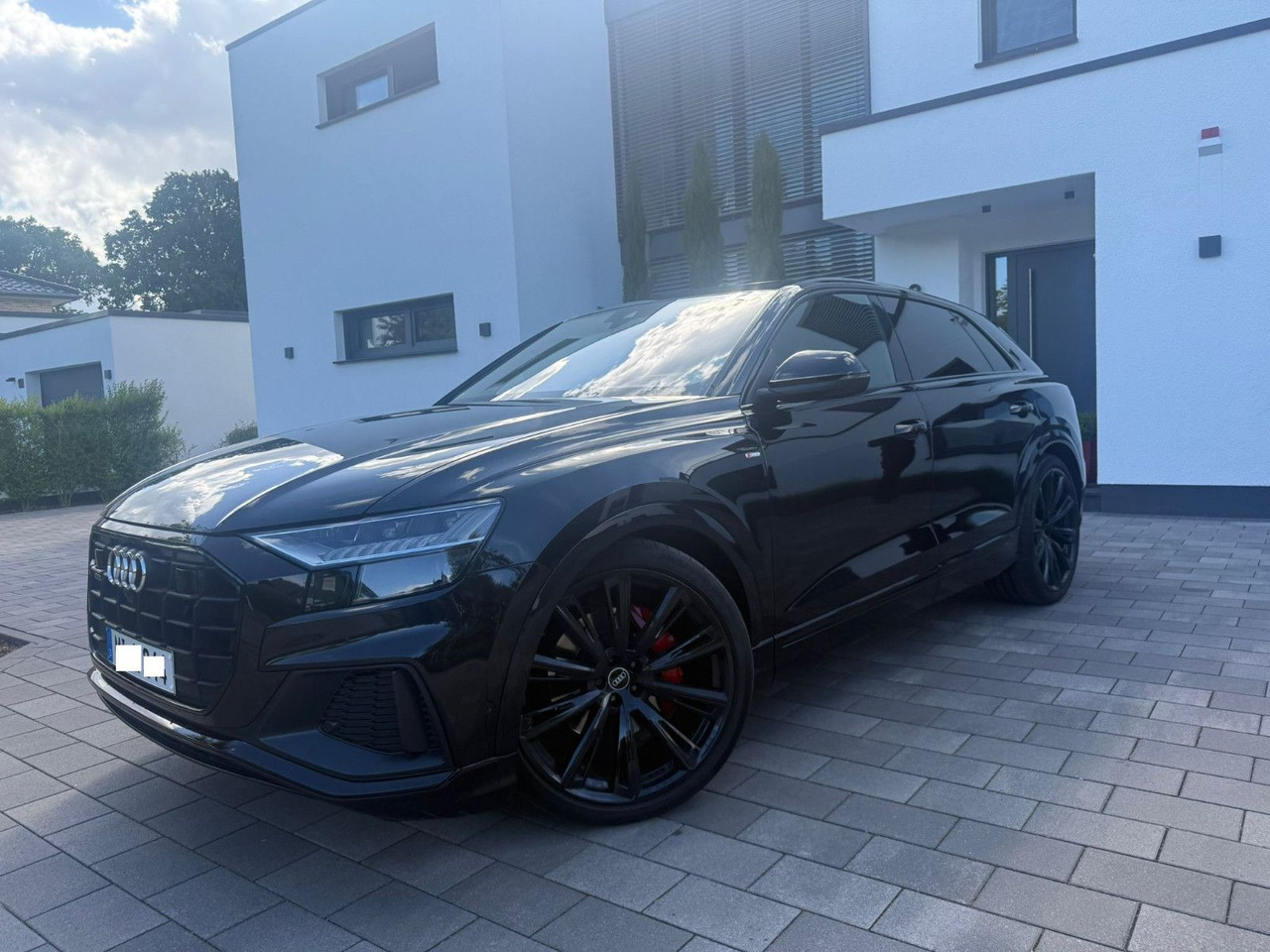 Audi Q8 50 TDI quattro S-Line 1. Hand Vollausstattung - SUV/ Geländewagen: das Bild 1 Audi Q8 50 TDI quattro S-Line 1. Hand Vollausstattung - SUV/ Geländewagen: das Bild 1