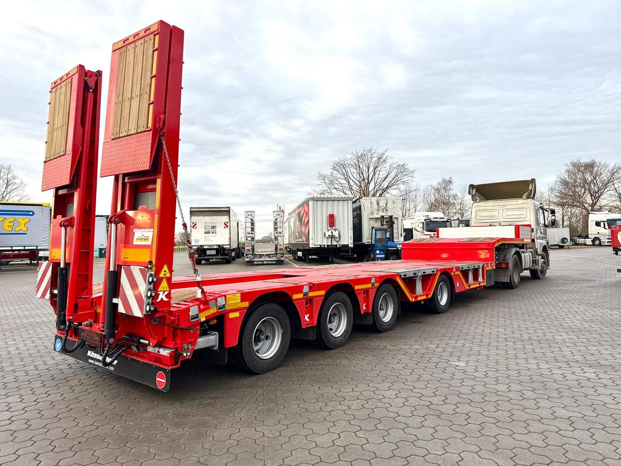 Kässbohrer K.SLA R 4 / 2N 18/40 Tieflader Radmulden tele - Tieflader Auflieger: das Bild 2 Kässbohrer K.SLA R 4 / 2N 18/40 Tieflader Radmulden tele - Tieflader Auflieger: das Bild 2