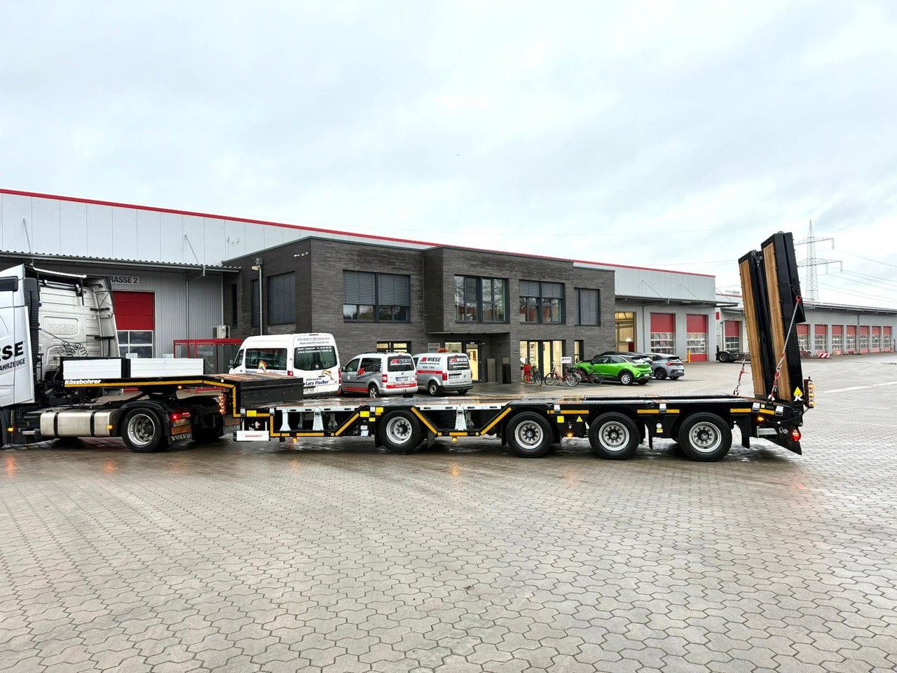 Kässbohrer K.SLA R 4 / 2N 18/40 Tieflader Radmulden tele - Tieflader Auflieger: das Bild 3 Kässbohrer K.SLA R 4 / 2N 18/40 Tieflader Radmulden tele - Tieflader Auflieger: das Bild 3