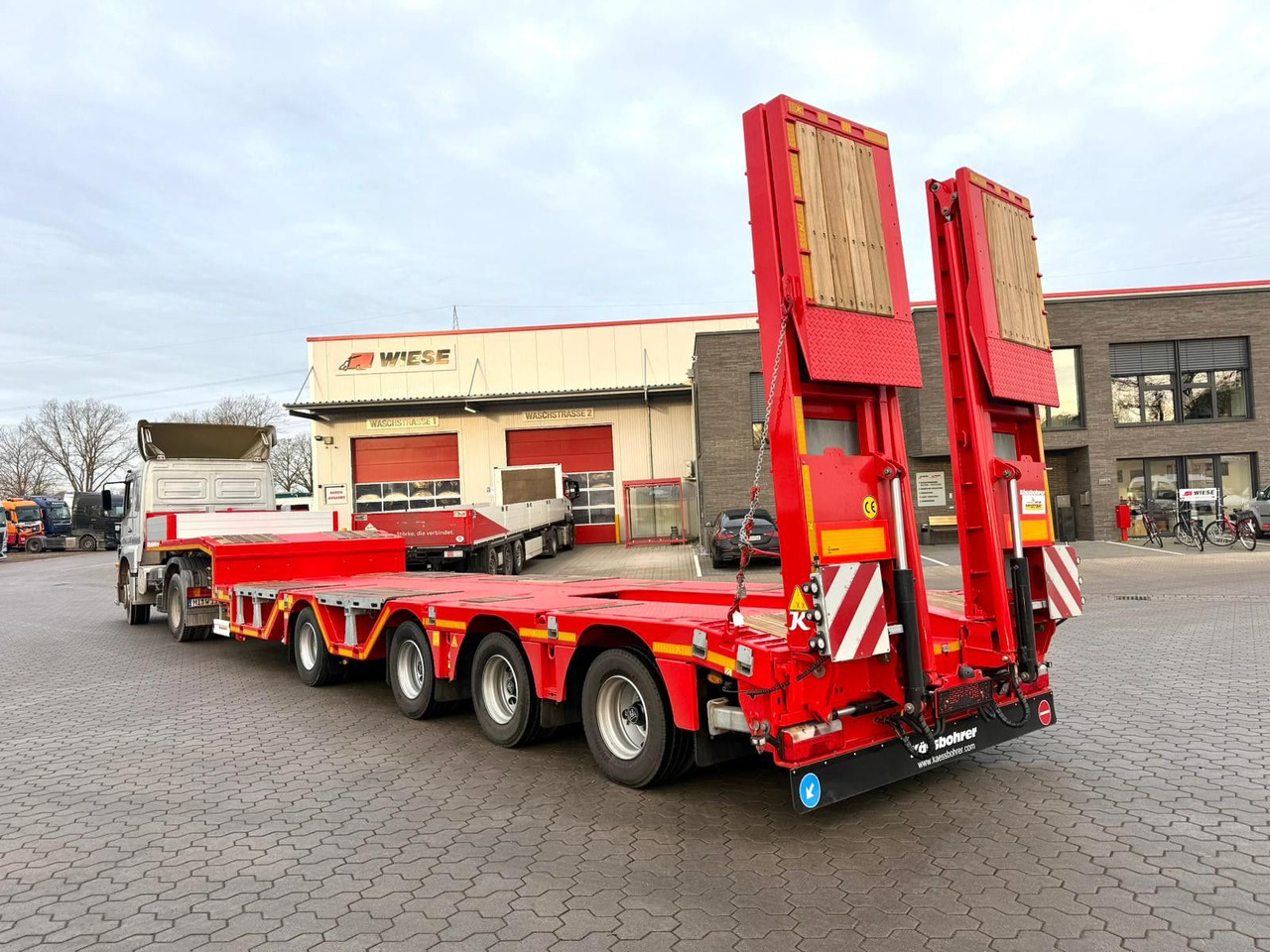 Kässbohrer K.SLA R 4 / 2N 18/40 Tieflader Radmulden tele - Tieflader Auflieger: das Bild 1 Kässbohrer K.SLA R 4 / 2N 18/40 Tieflader Radmulden tele - Tieflader Auflieger: das Bild 1