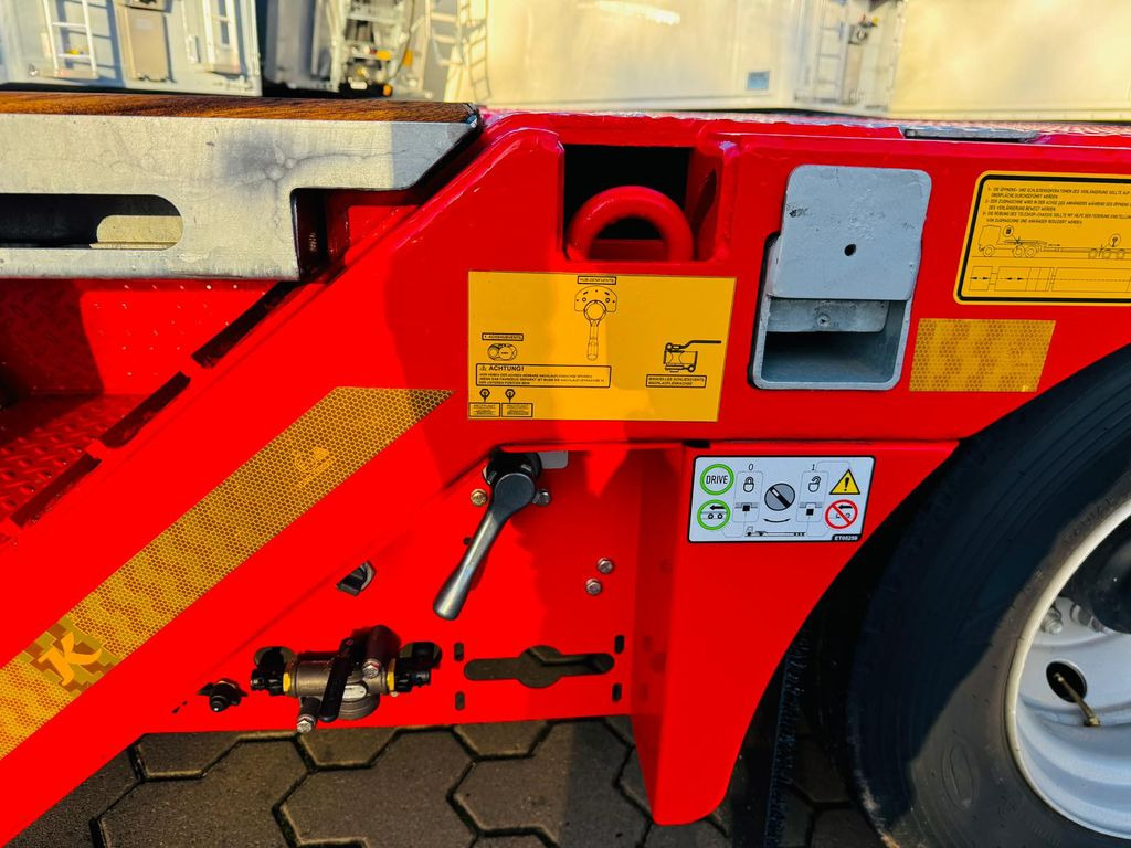 Tieflader Auflieger neu kaufen Kässbohrer SLAR3 Ausziehbares Tiefbett mit Radmulden Kässbohrer SLAR3 Tele Tiefbett Radmulden metallisiert: das Bild 8