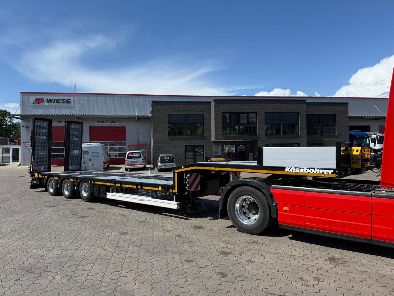 Kässbohrer SLS.HS Tieflader mit hydr. Schwanenhals - Tieflader Auflieger: das Bild 3 Kässbohrer SLS.HS Tieflader mit hydr. Schwanenhals - Tieflader Auflieger: das Bild 3