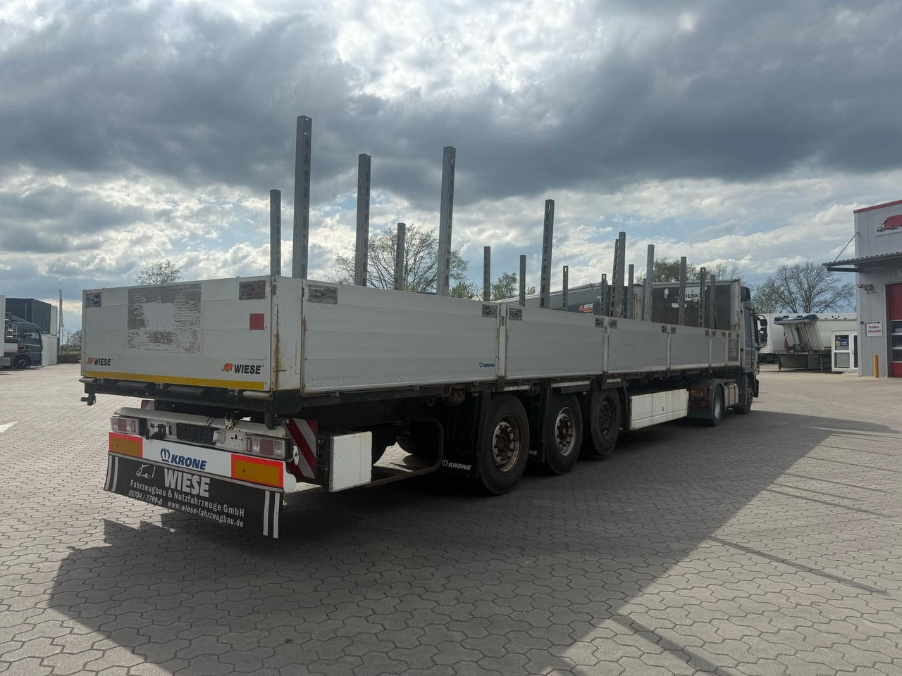 Krone Stahlmattenauflieger mit Bordwände - TÜV Neu - Pritschenauflieger/ Plattformauflieger: das Bild 5 Krone Stahlmattenauflieger mit Bordwände - TÜV Neu - Pritschenauflieger/ Plattformauflieger: das Bild 5