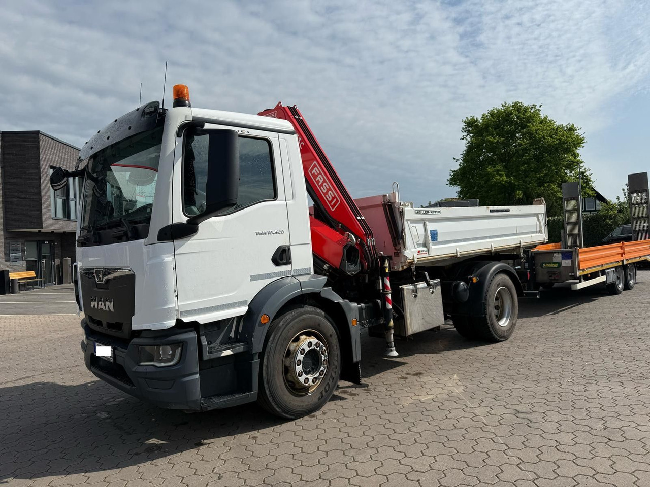 MAN TGM 18.320 4x2 BB mit Kran Fassi F135 Kipper - Kipper, Autokran: das Bild 2 MAN TGM 18.320 4x2 BB mit Kran Fassi F135 Kipper - Kipper, Autokran: das Bild 2