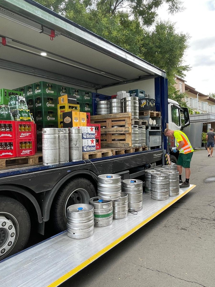 MAN TGM 26.320 6x2/4 Getränkefahrzeug Wingliner LBW - Getränkeaufbau LKW: das Bild 5 MAN TGM 26.320 6x2/4 Getränkefahrzeug Wingliner LBW - Getränkeaufbau LKW: das Bild 5