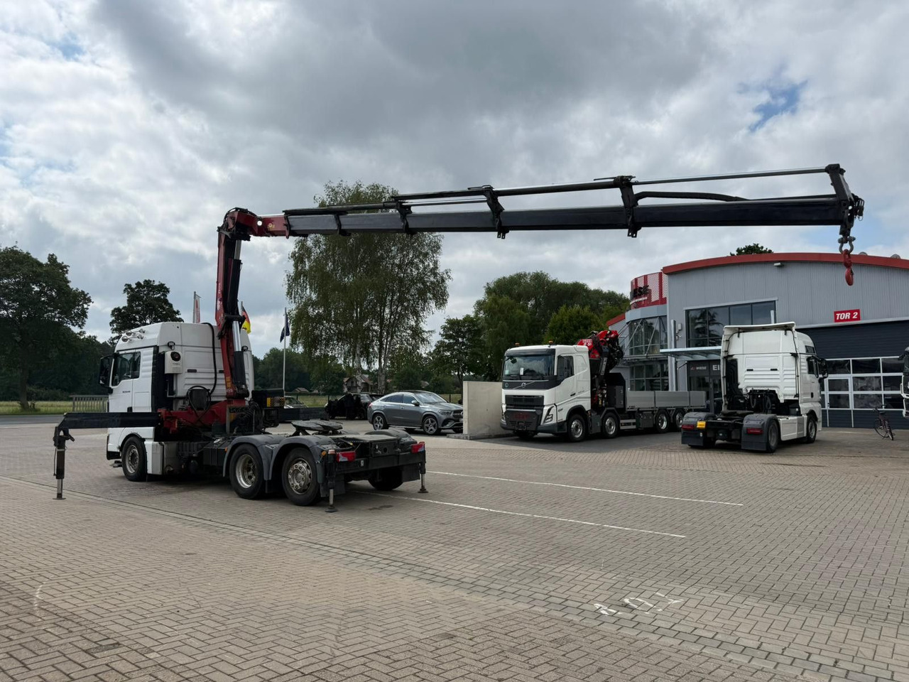 MAN TGX 26.440 6x2 mit HMF 3000-5 Kran TÜV NEU - Autokran: das Bild 3 MAN TGX 26.440 6x2 mit HMF 3000-5 Kran TÜV NEU - Autokran: das Bild 3