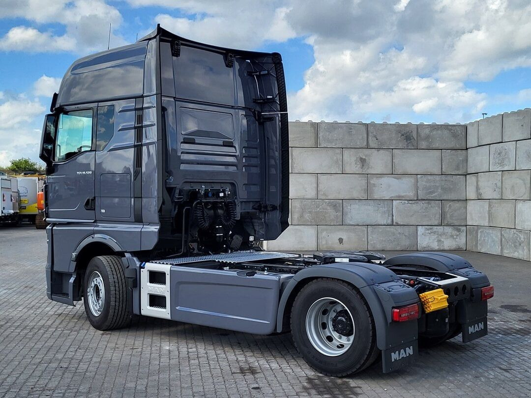 MAN TGX 18.520 GX 4x2 BL SA Euro 6 Sofort Verfügbar - Sattelzugmaschine: das Bild 3 MAN TGX 18.520 GX 4x2 BL SA Euro 6 Sofort Verfügbar - Sattelzugmaschine: das Bild 3