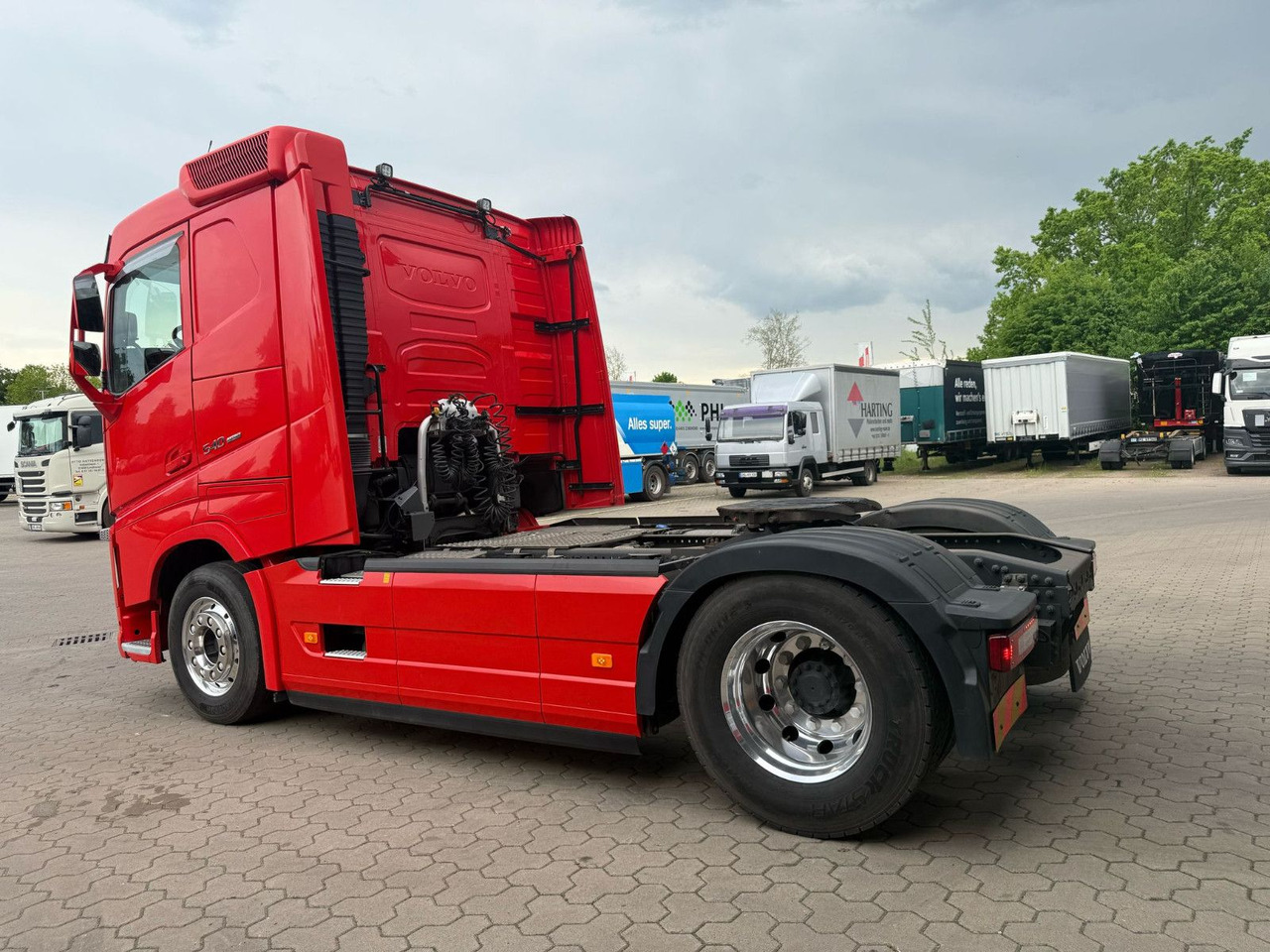 Volvo FH 540 4x2 BL mit Alu Felgen Top gepflegt - Sattelzugmaschine: das Bild 3 Volvo FH 540 4x2 BL mit Alu Felgen Top gepflegt - Sattelzugmaschine: das Bild 3