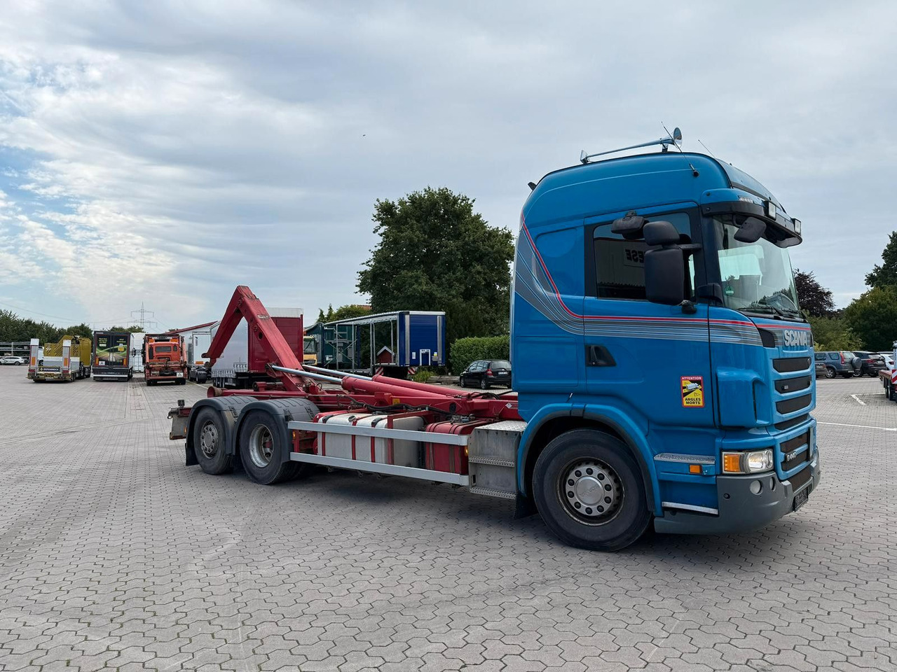 Scania G440 Abrollkipper/Hakenlift - Abrollkipper: das Bild 4 Scania G440 Abrollkipper/Hakenlift - Abrollkipper: das Bild 4