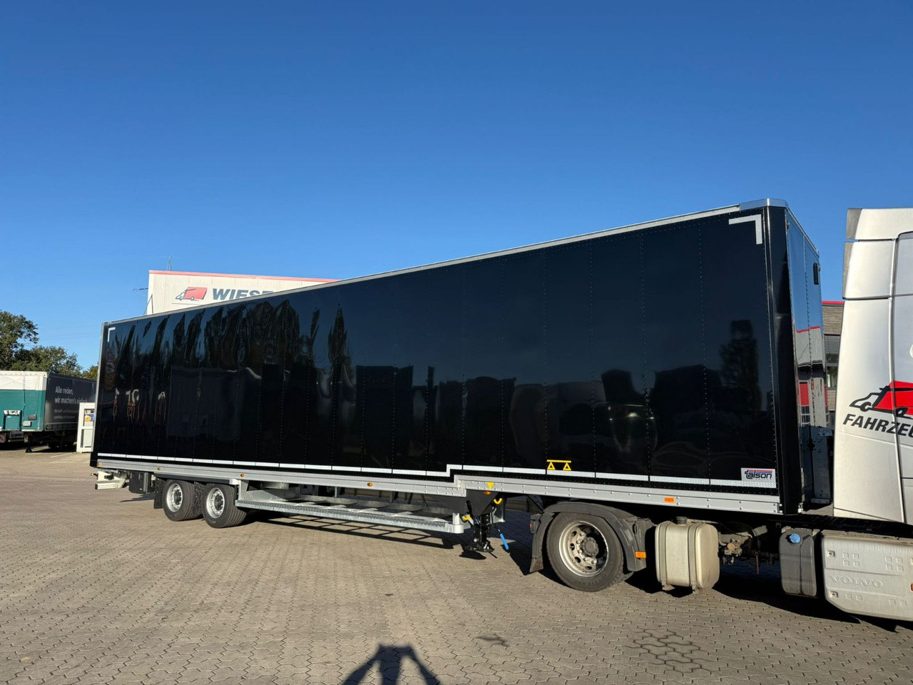 Talson TGG TAL 12/18 Mega Kofferauflieger 99m³ - Koffer Auflieger: das Bild 3 Talson TGG TAL 12/18 Mega Kofferauflieger 99m³ - Koffer Auflieger: das Bild 3