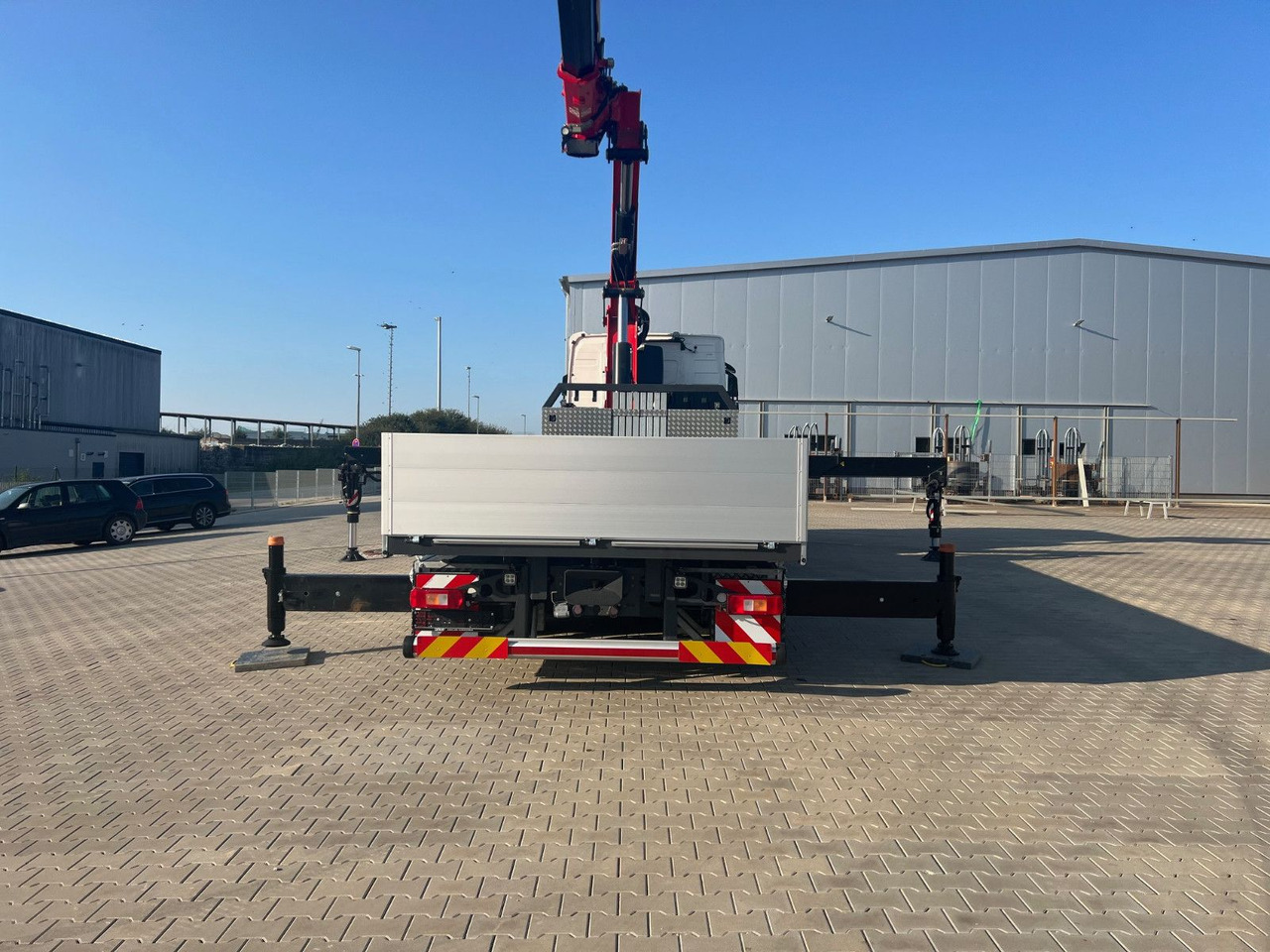 Volvo FH 500 8x2 Kran F710 RA2.26 - Autokran: das Bild 4 Volvo FH 500 8x2 Kran F710 RA2.26 - Autokran: das Bild 4