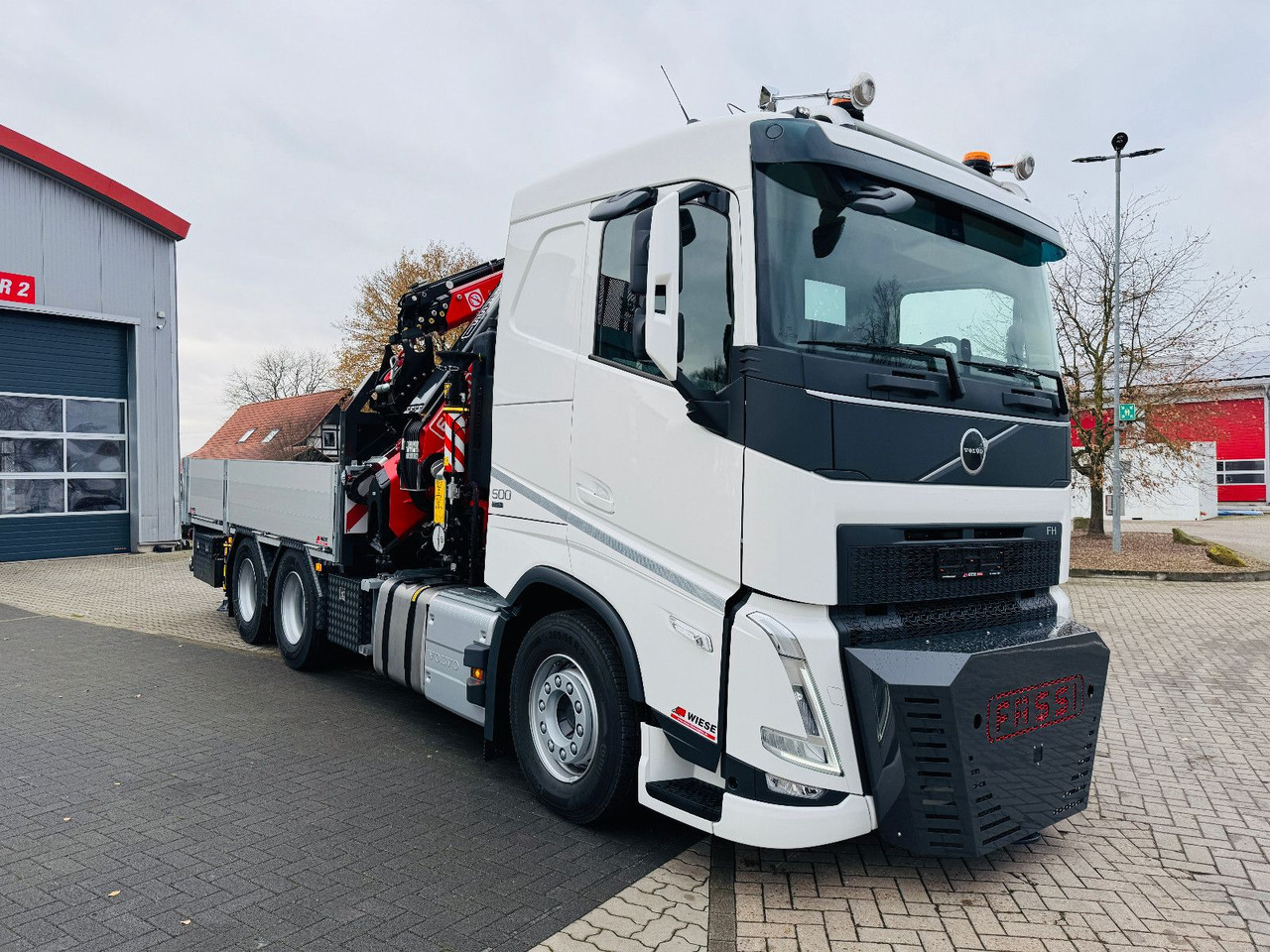 Volvo FH500 6x4 Fassi F545RA 2.27 mit Jib und Winde - Pritsche LKW, Autokran: das Bild 2 Volvo FH500 6x4 Fassi F545RA 2.27 mit Jib und Winde - Pritsche LKW, Autokran: das Bild 2