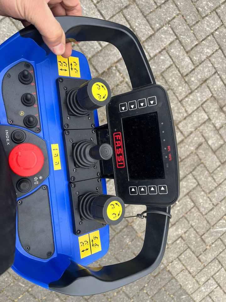 Autokran Volvo FMX 500 inkl. F345RB.2.24 & L324 +V20 & Korb: das Bild 15