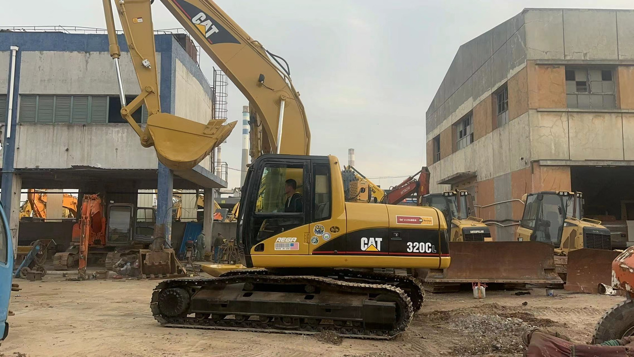 CATERPILLAR 320C 320B 320BL 325B - Kettenbagger: das Bild 1 CATERPILLAR 320C 320B 320BL 325B - Kettenbagger: das Bild 1