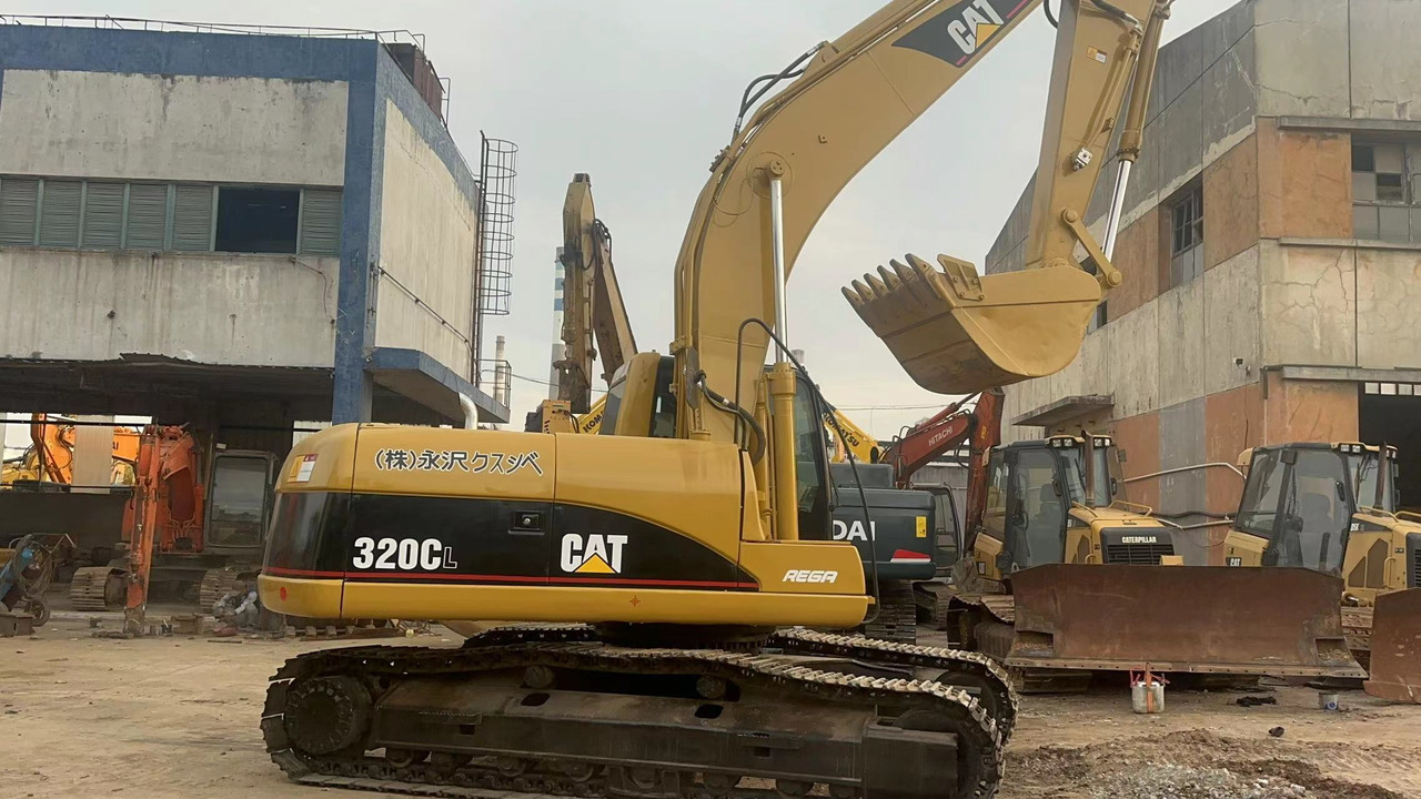 CATERPILLAR 320C - Kettenbagger: das Bild 1 CATERPILLAR 320C - Kettenbagger: das Bild 1