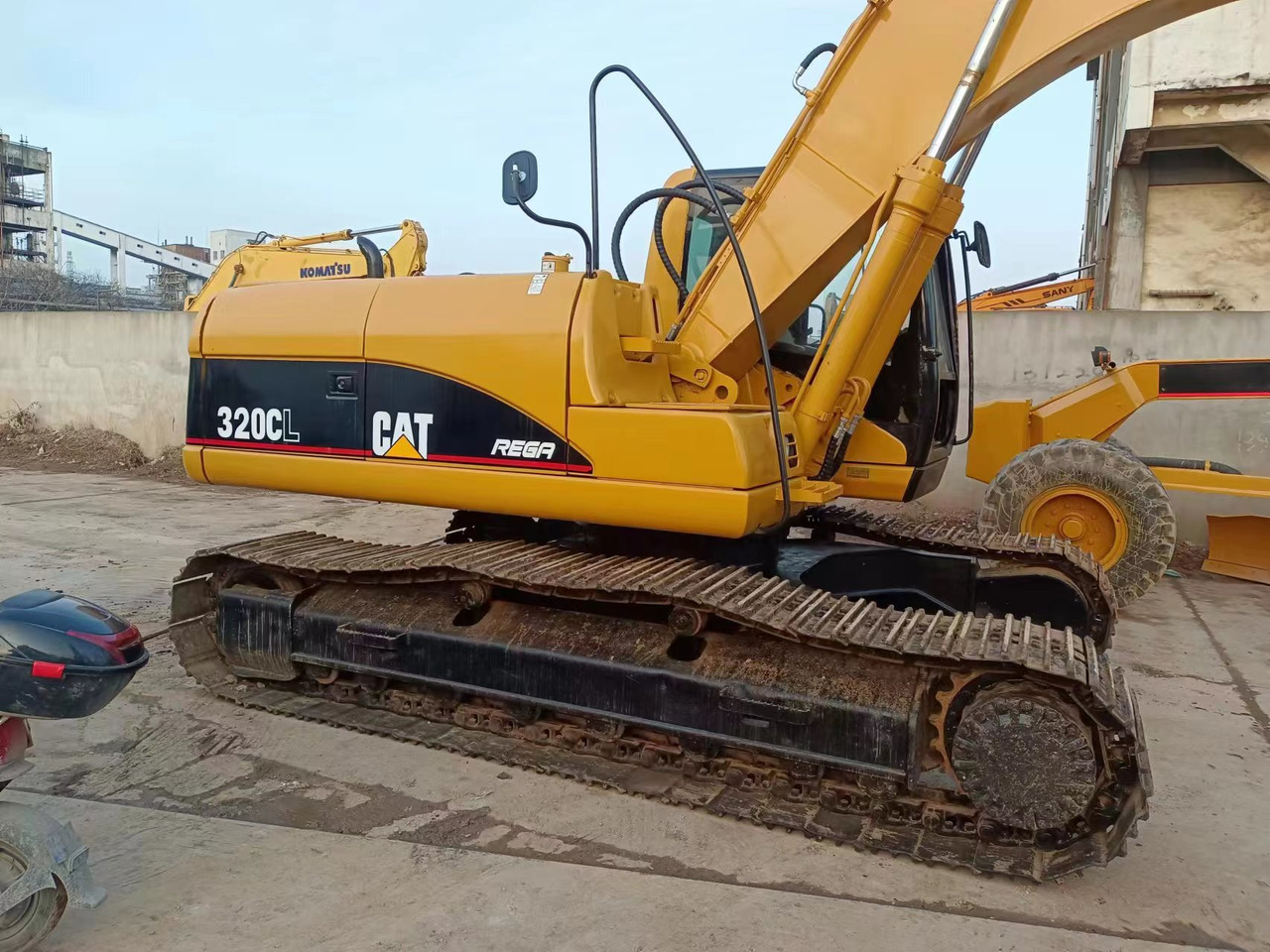 CATERPILLAR 320CL - Kettenbagger: das Bild 4 CATERPILLAR 320CL - Kettenbagger: das Bild 4