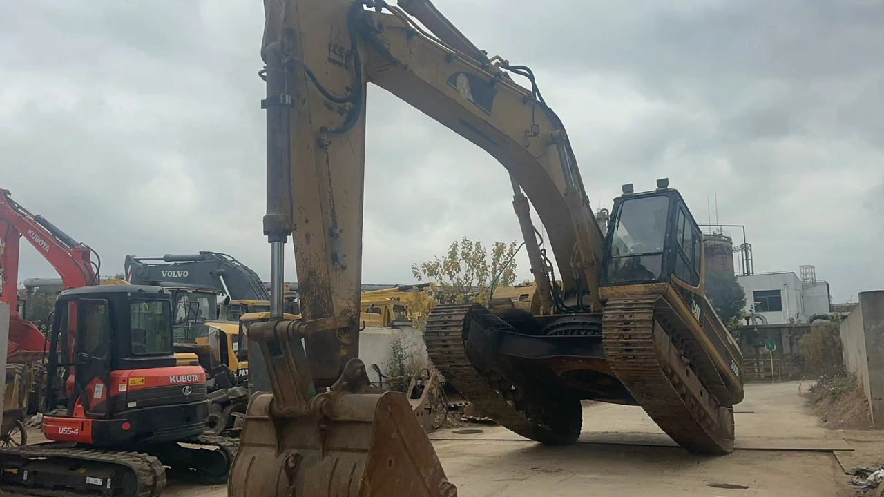 CATERPILLAR 330BL - Kettenbagger: das Bild 1 CATERPILLAR 330BL - Kettenbagger: das Bild 1