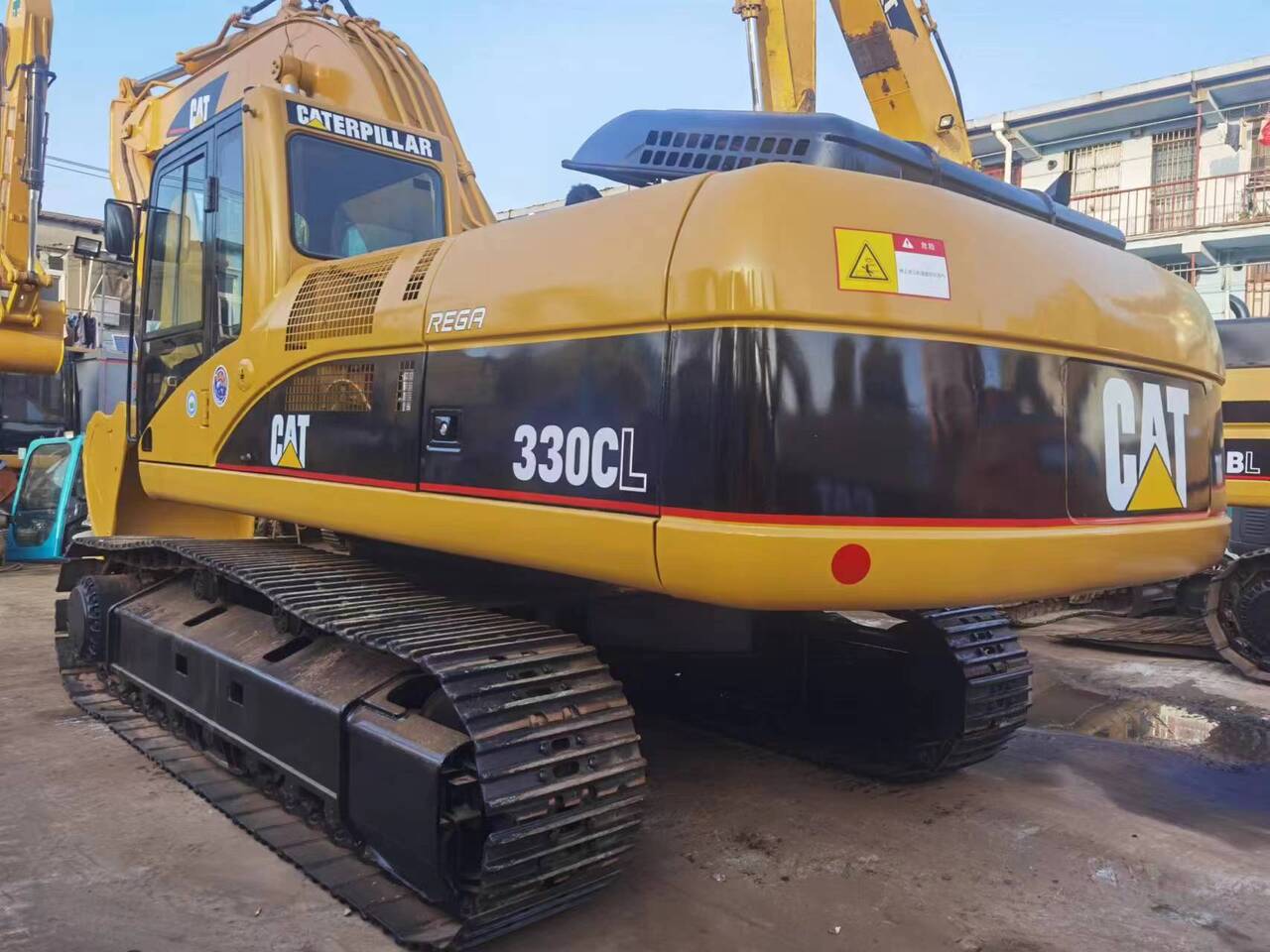 CATERPILLAR 330C - Kettenbagger: das Bild 2 CATERPILLAR 330C - Kettenbagger: das Bild 2