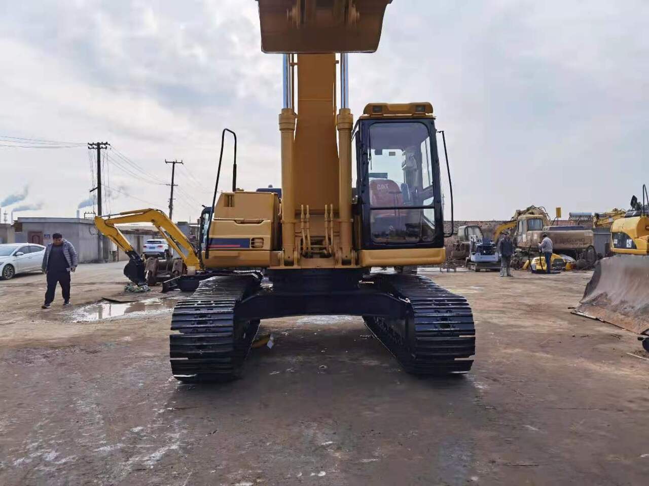 CATERPILLAR CAT-325BL - Kettenbagger: das Bild 5 CATERPILLAR CAT-325BL - Kettenbagger: das Bild 5